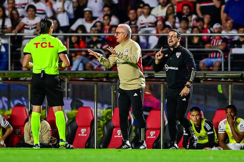 A escalação do São Paulo para o próximo jogo